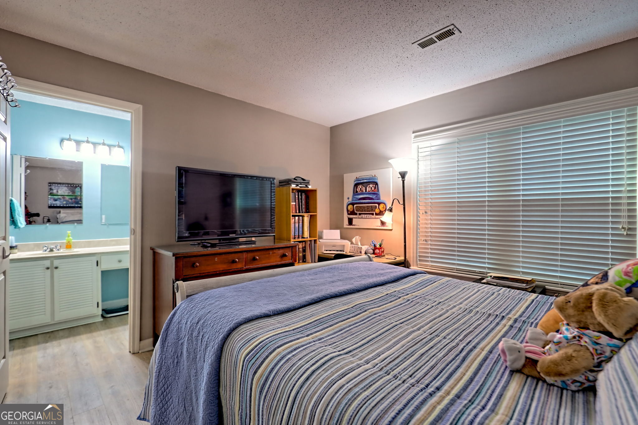 Clayton, Georgia 30525, United States, 2 Bedrooms Bedrooms, ,2 BathroomsBathrooms,Residential,Active,127326