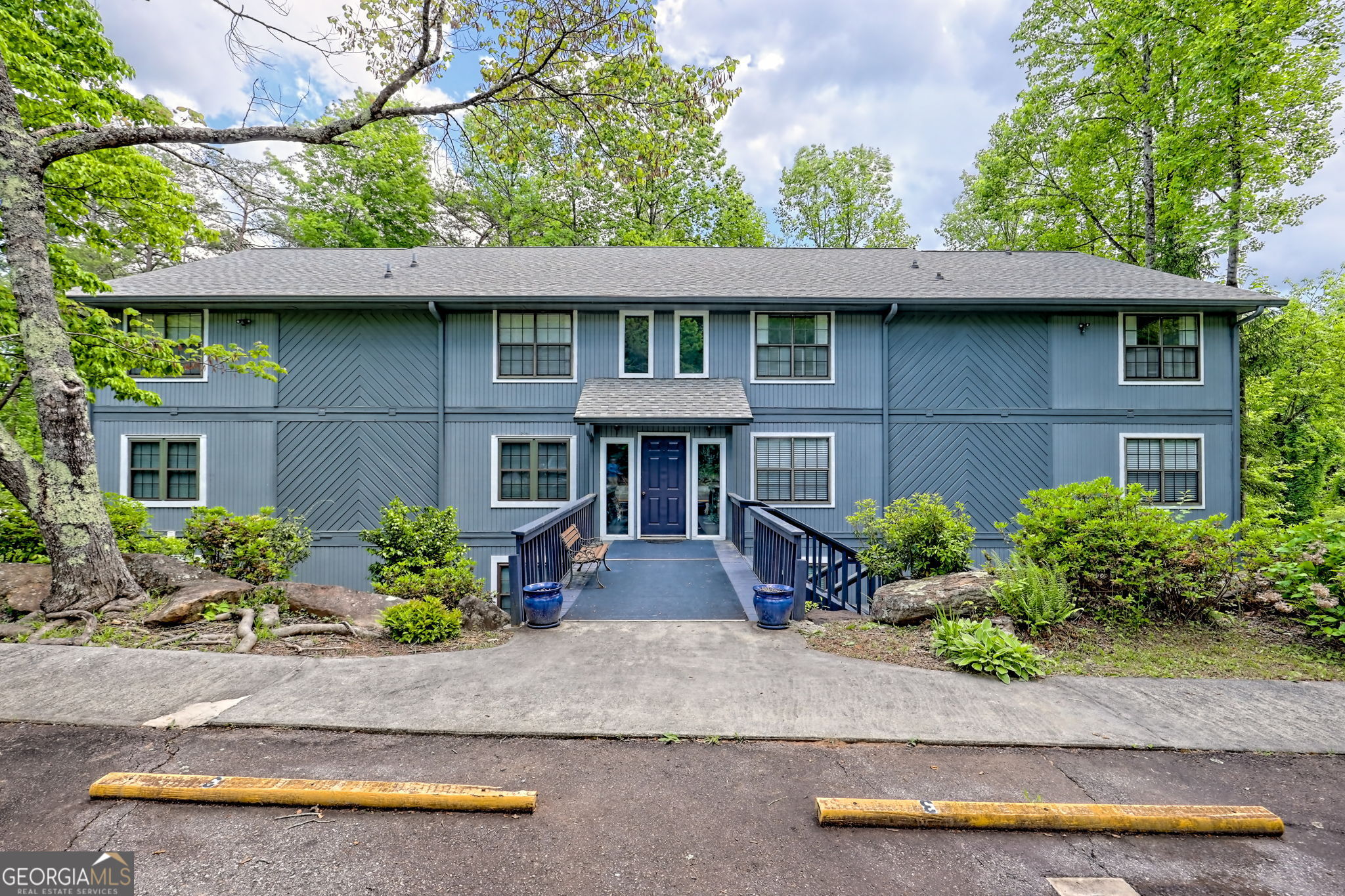 Clayton, Georgia 30525, United States, 2 Bedrooms Bedrooms, ,2 BathroomsBathrooms,Residential,Active,127326