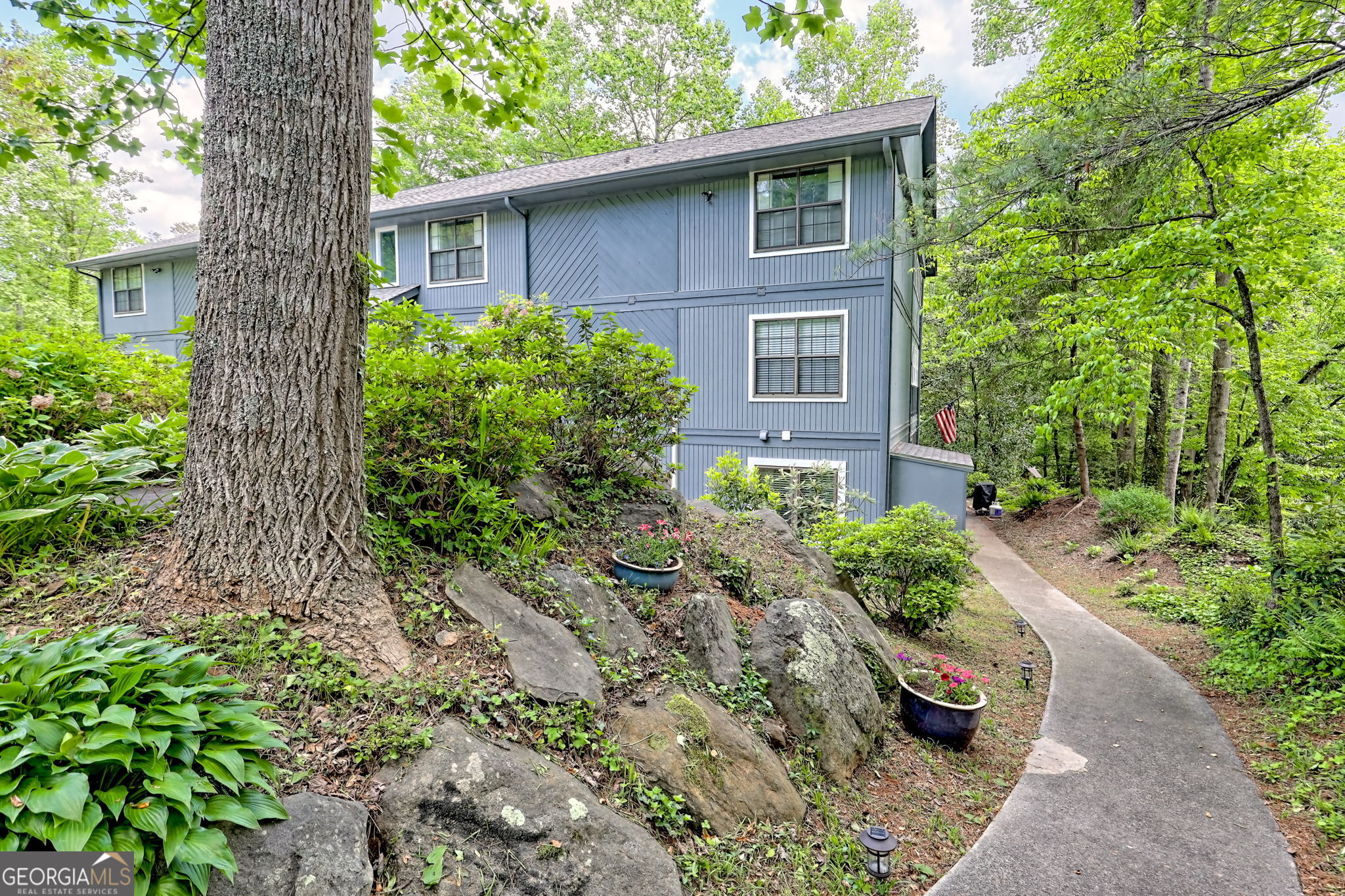 Clayton, Georgia 30525, United States, 2 Bedrooms Bedrooms, ,2 BathroomsBathrooms,Residential,Active,127326