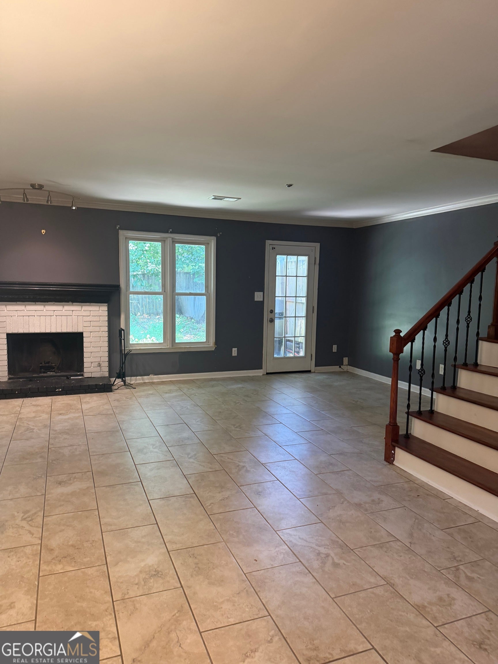 513 Salem Woods DR SE