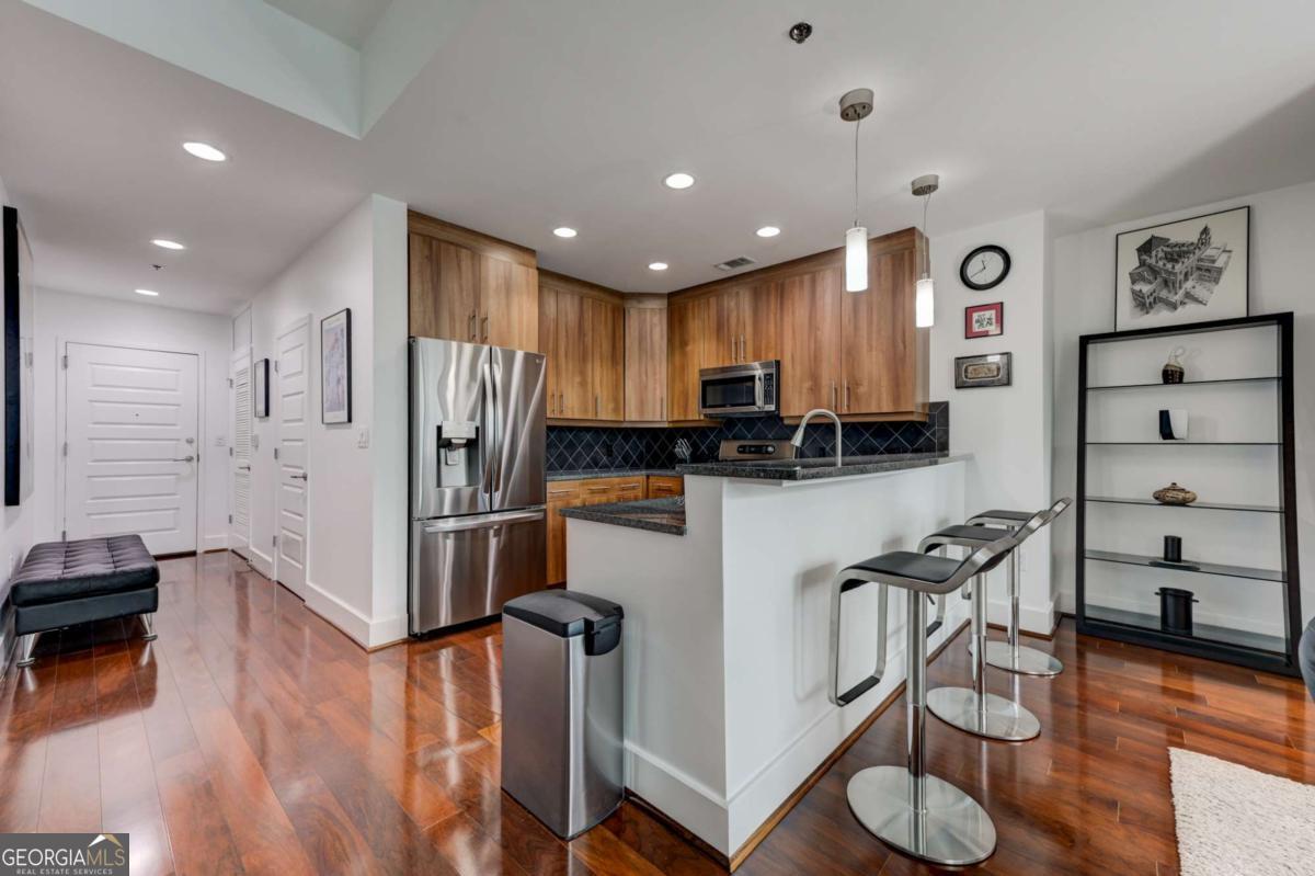 1080 Peachtree ST NE 905