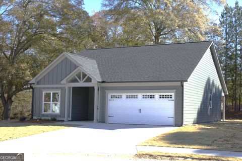 A home in Hartwell