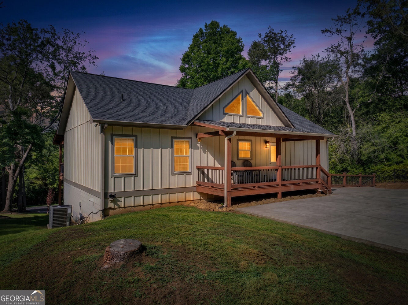 236 Ivy DR