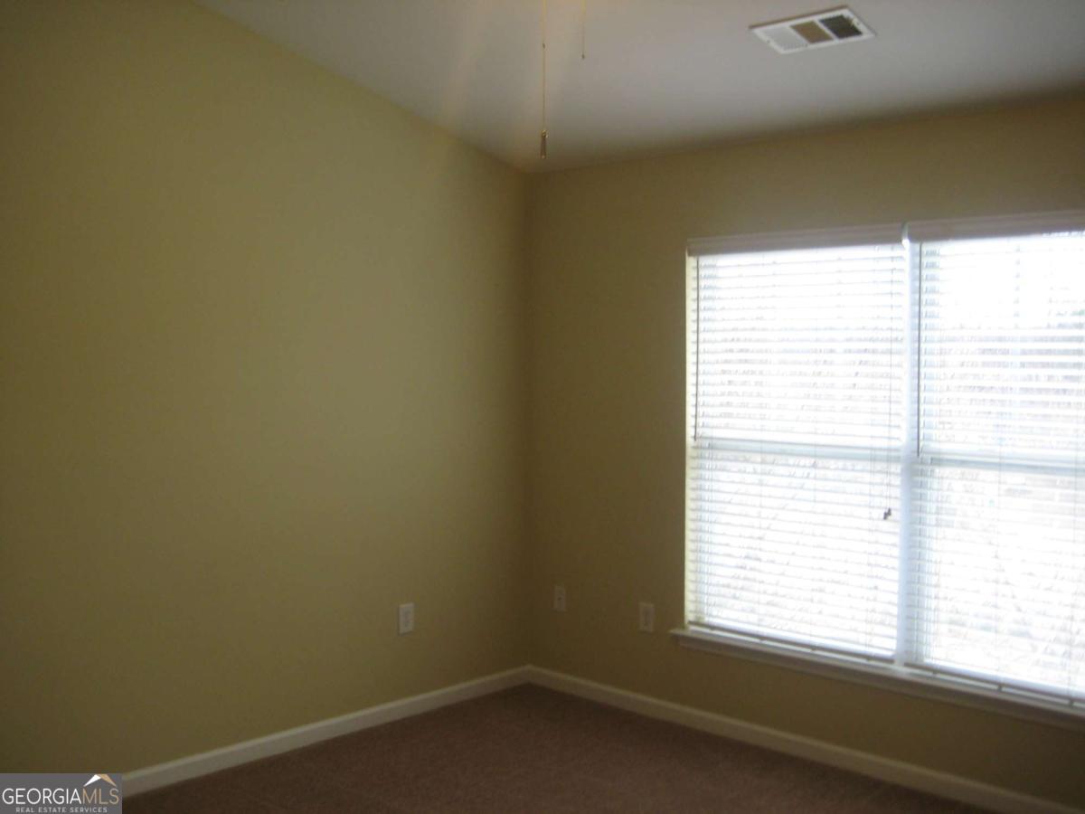 490 Barnett Shoals RD 406