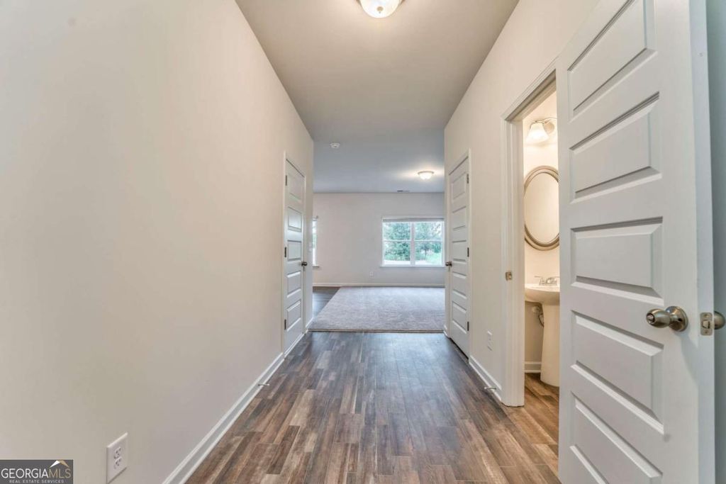 Photo of 8 Majestic Oaks Way NE, Rome, GA 30165 (MLS # 10707664)