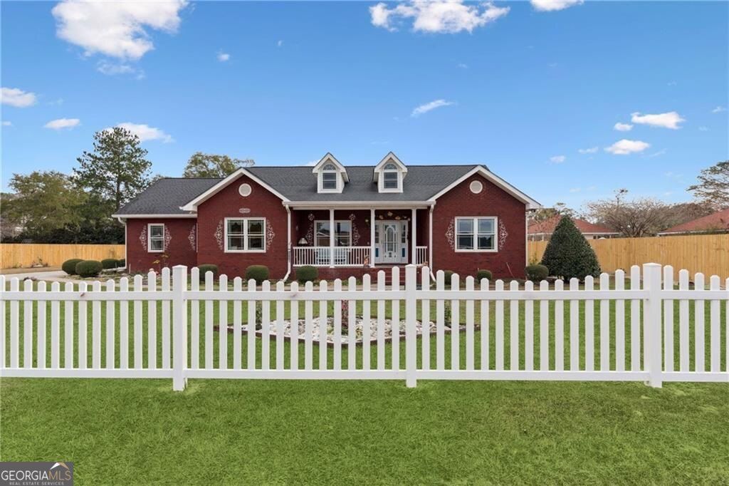 Photo of 932 Hitching Post Lane, Waycross, GA 31503 (MLS # 10737307)