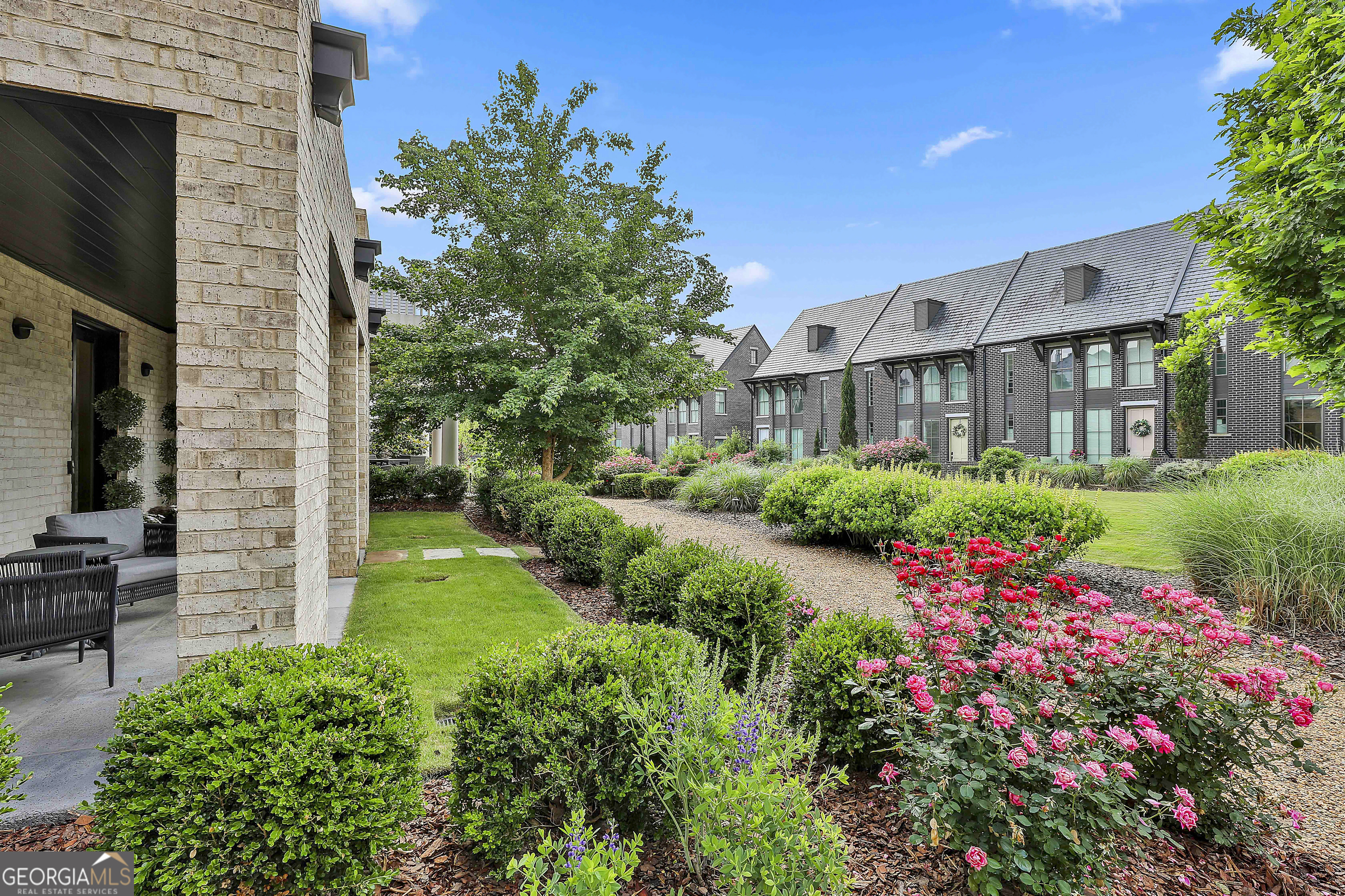 145 Kelmscott LN