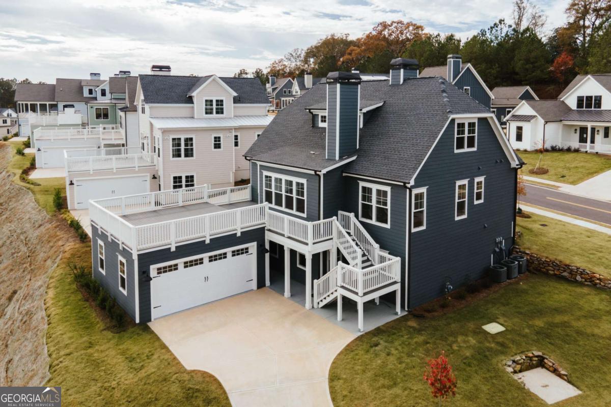 200 Highpointe LN