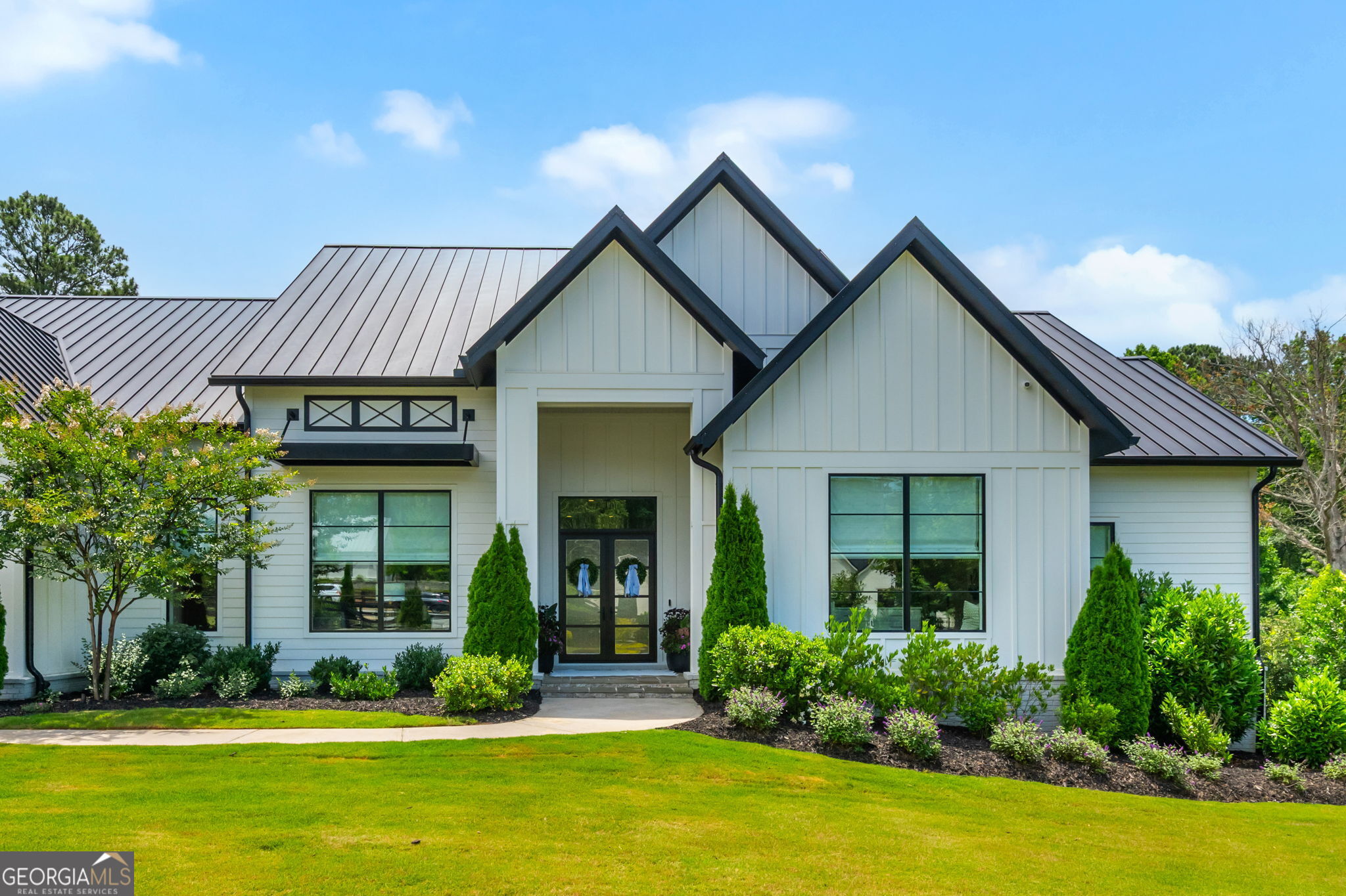 130 Von Lake DR