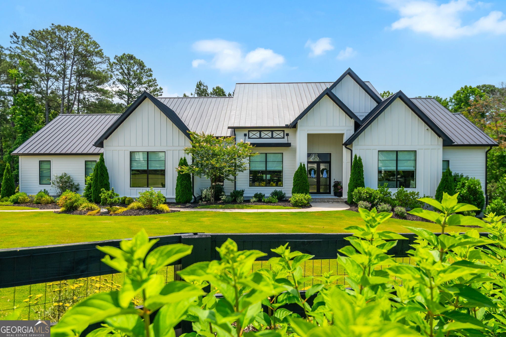 130 Von Lake DR