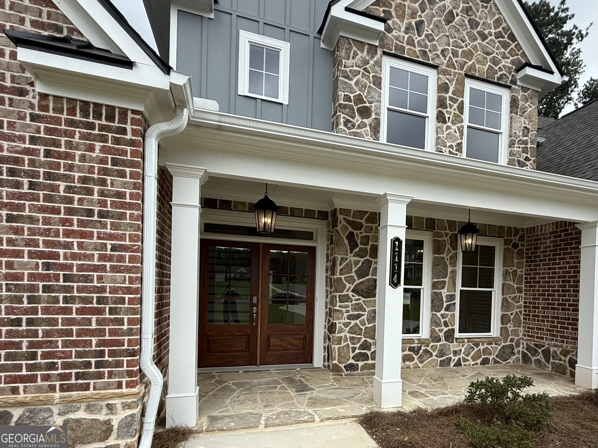 1114 Low Water Crossing NW