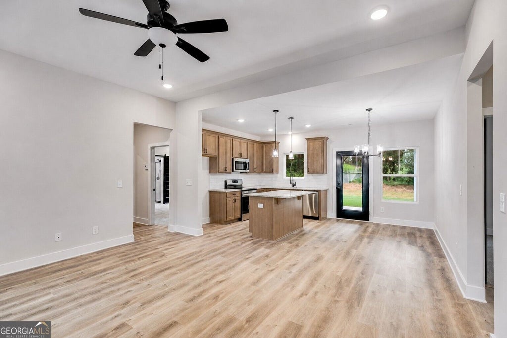 Photo of 310 Colonial Drive, Carrollton, GA 30117 (MLS # 10837716)