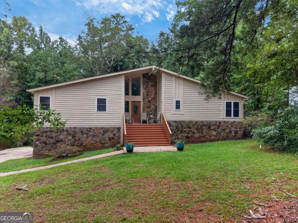 Photo of 6715 Live Oak Lane, Douglasville, GA 30135 (MLS # 10824052)