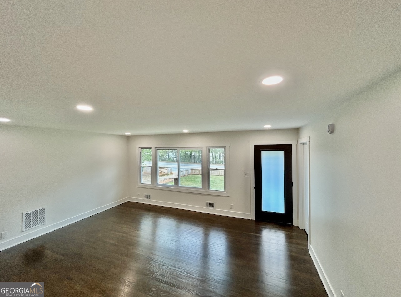 1742 Constitution RD SE