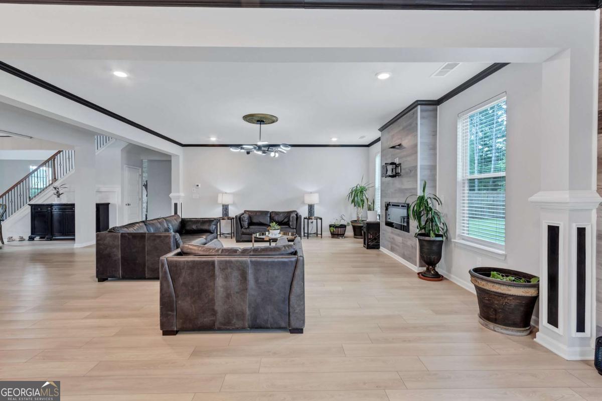 Flakes Mill - Residential