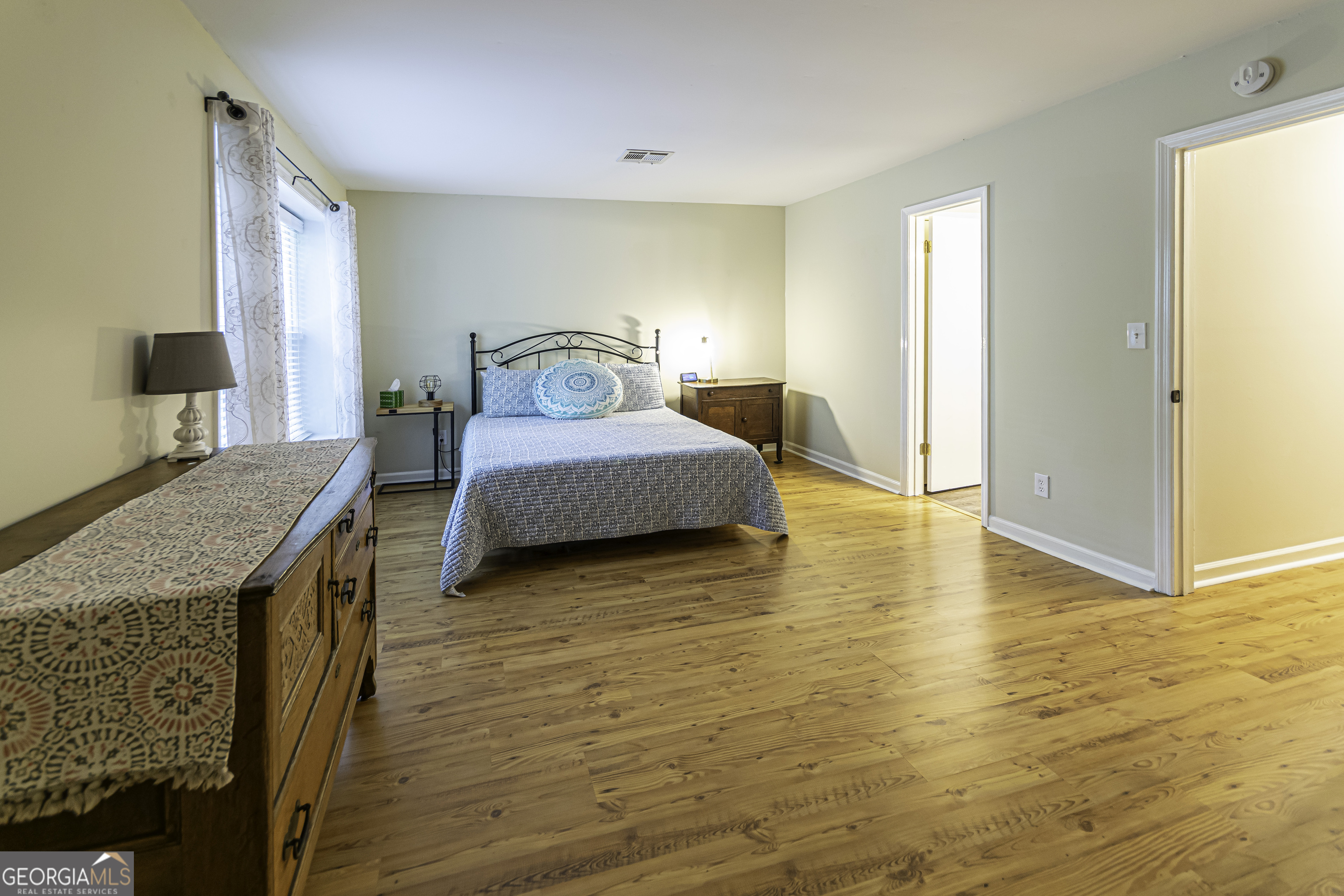 Northlake Condominum - Residential