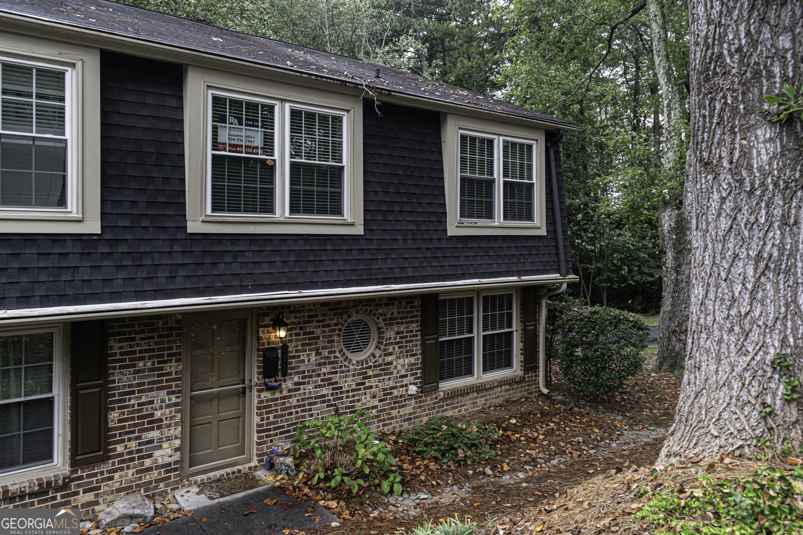 Northlake Condominum - Residential