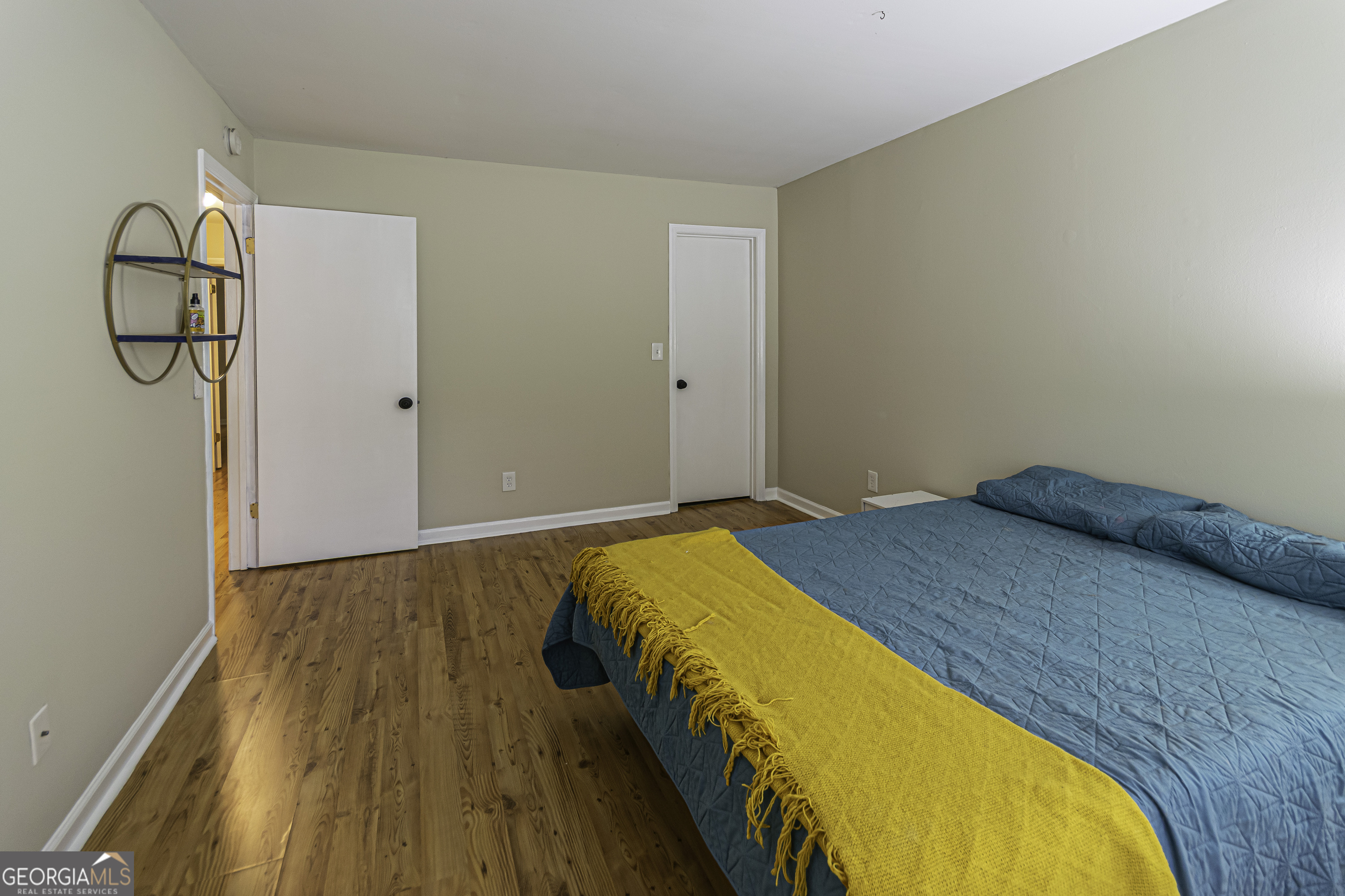 Northlake Condominum - Residential