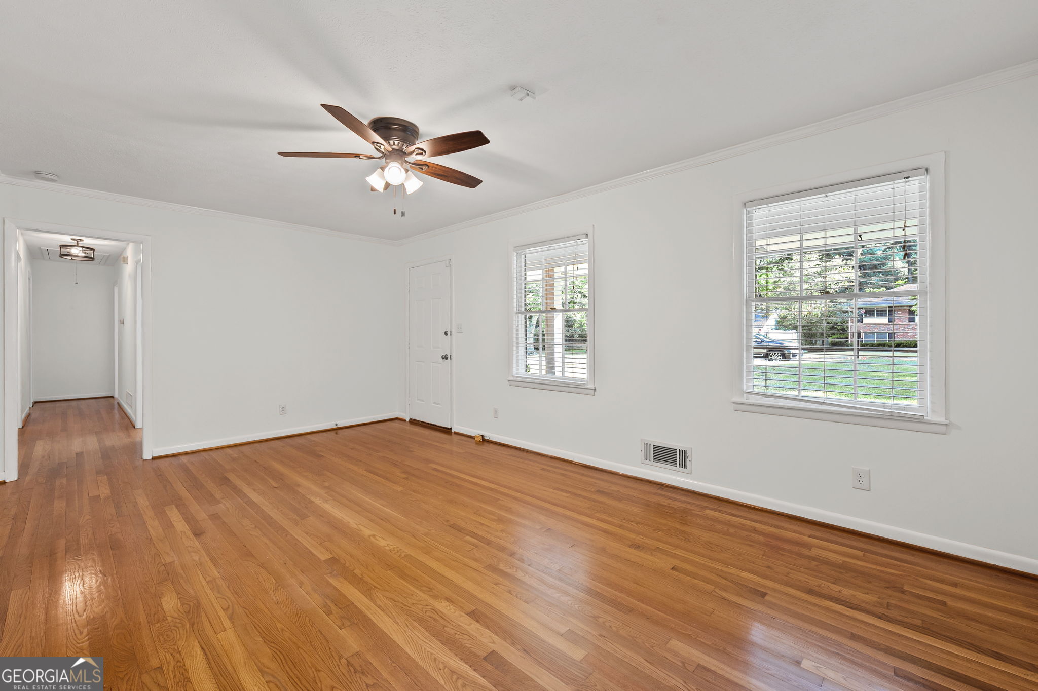 4470 LAKE IVANHOE DR