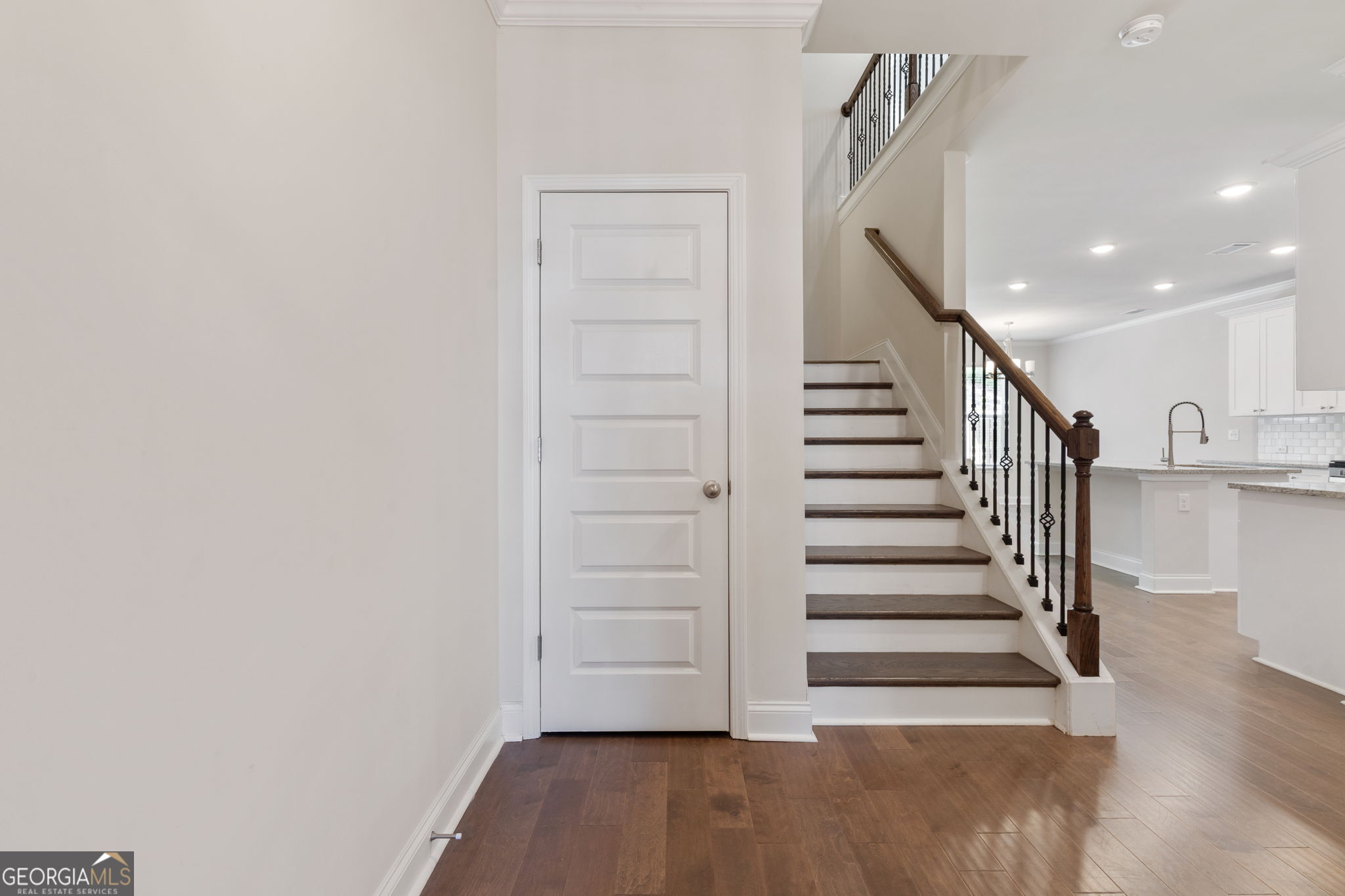 6850 Cedar Glen