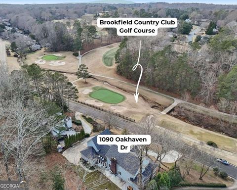 Photo of 1090 Oakhaven Drive, Roswell, GA 30075 (MLS # 10655961)