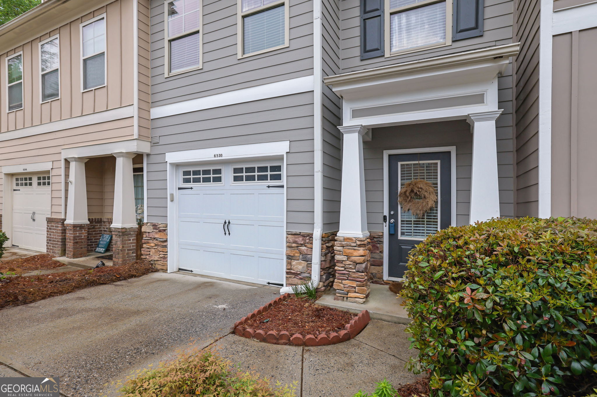 Rosewood Park Townhomes - Residential
