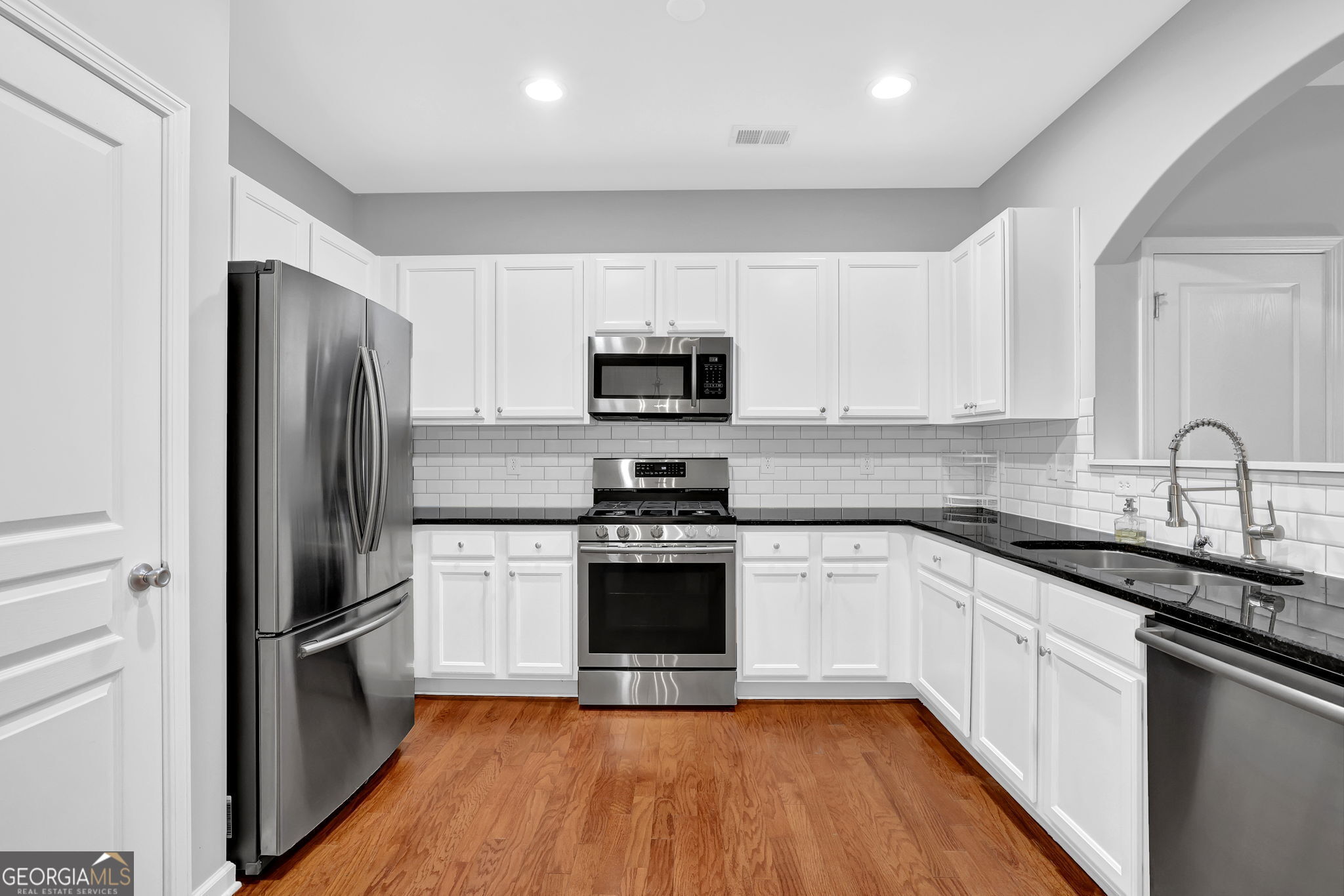 Rosewood Park Townhomes - Residential