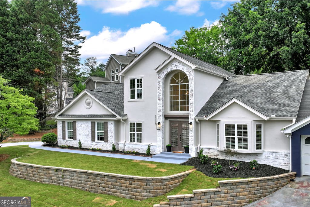 Photo of 2305 Goodwood Boulevard SE, Smyrna, GA 30080 (MLS # 10831695)