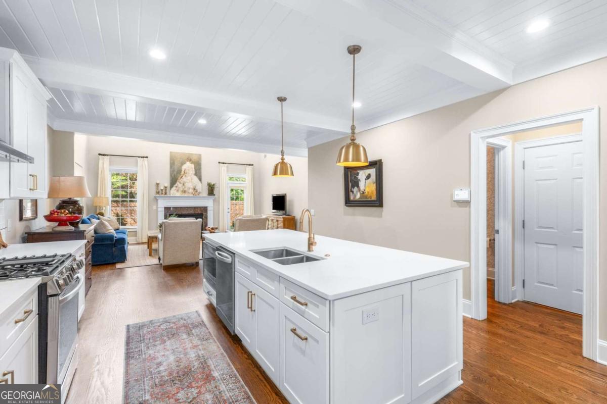 188 Mystic CT