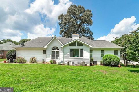 A home in Mcdonough