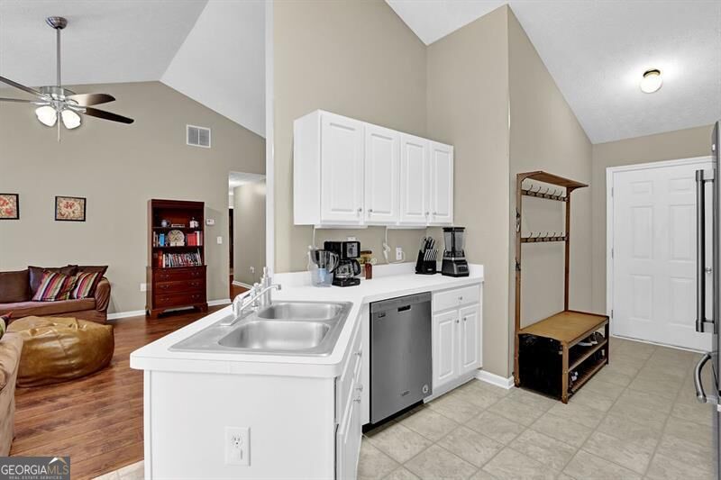 104 Jacob DR