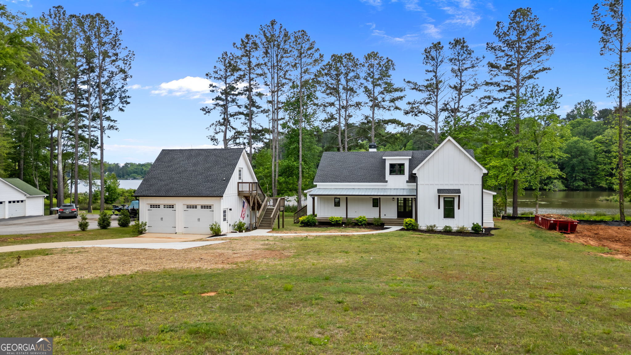 1001 Sugar Hill WAY