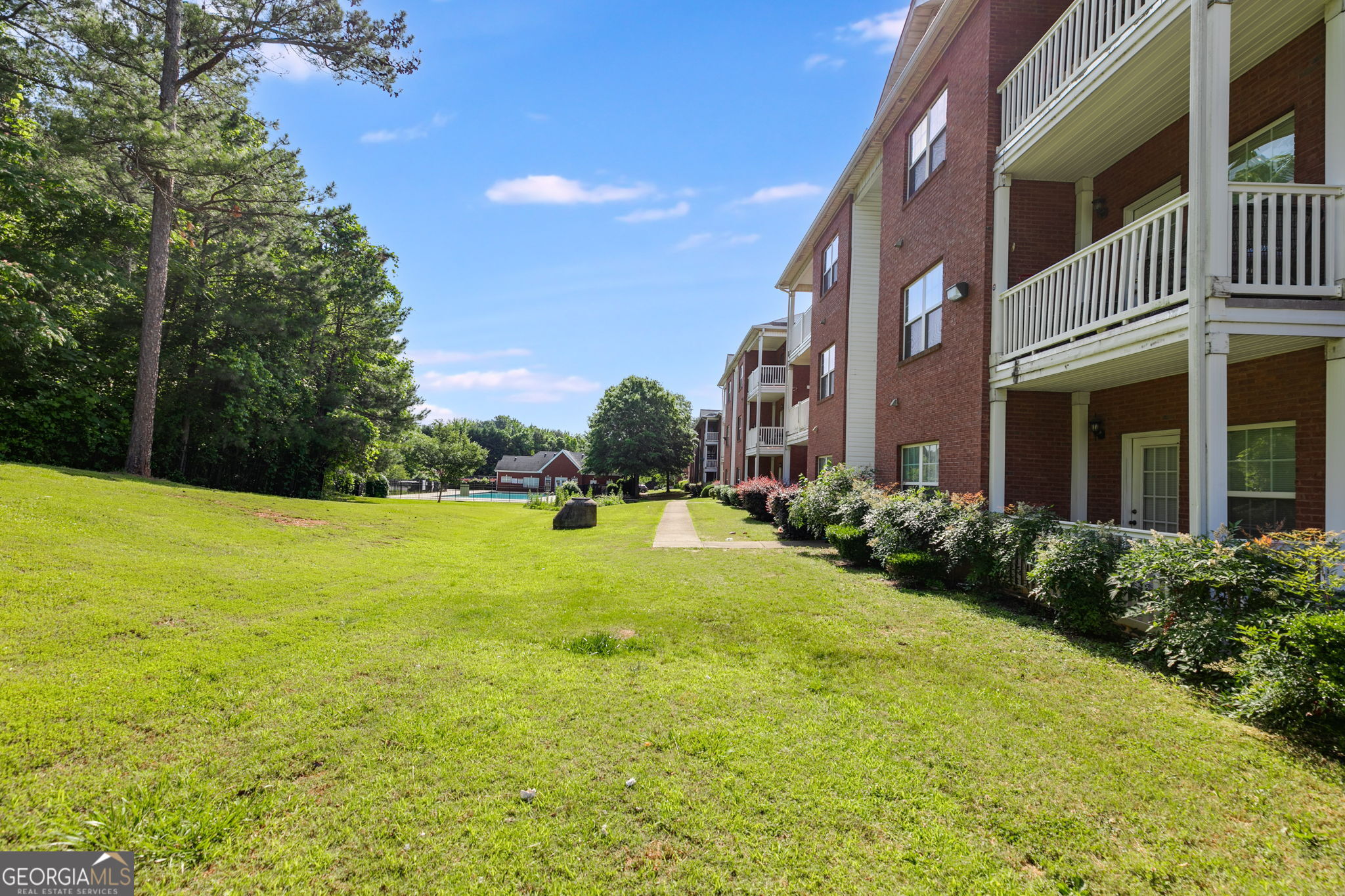 Charming 3BR/2BA with Pool View in Douglasville! This freshly painted 3-bedroom, 2-bathroom bottom floor condo offers easy, low-maintenance living with a view of the community pool! Located on the bottom floor, this unit features a 5-year-old HVAC and furnace, plus a 3-year-old 50-gallon water heater-move-in ready with peace of mind. Enjoy community amenities like a sparkling pool with a separate kiddie area and a fitness center inside the clubhouse. Conveniently located near shopping, dining, entertainment, and major highways for an easy commute. Whether you're a first-time buyer, downsizing, or looking for an investment property, this one checks all the boxes. Don't wait-schedule your showing today!