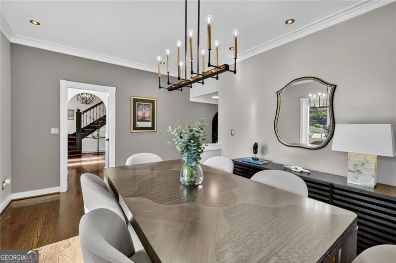 1216 E Rock Springs RD NE