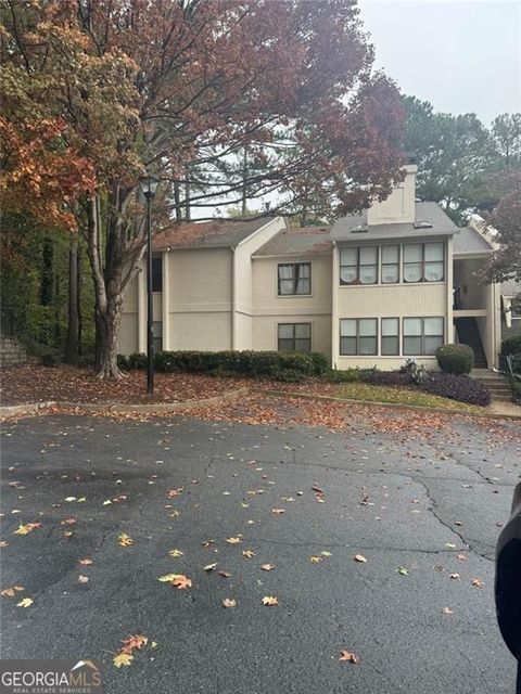 Photo of 2401 Huntingdon Chase, Atlanta, GA 30350 (MLS # 10633819)