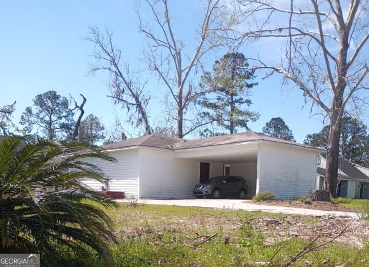This charming home at 1903 Fawnridge Rd offers a comfortable living space with 3 bedrooms and 2 bathrooms across 1,548 square feet. The home features a spacious living area, a functional kitchen, and a cozy dining space. The exterior boasts a generous yard, perfect for outdoor activities. The property is conveniently close to local schools, shopping centers, and recreational facilities. This home presents a wonderful opportunity for those seeking a blend of comfort and convenience in Valdosta. Don't miss this ideal opportunity!