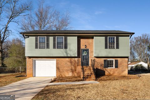 A home in Ellenwood