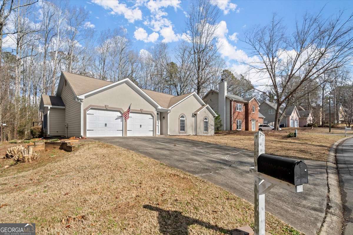 Clean 3 bedroom 2 bathroom ranch in a cul-de-sac. Districted for Kennesaw Mountain High School. Freshly professionally cleaned. Primary bedroom has private access door leading to the back deck. 2 car garage and large driveway for parking. Large back deck with a fenced back yard makes this house entertainment and pet friendly. Shed in backyard for extra storage. Take a short .5 mile walk to Smith Gilbert Gardens or 1 mile to shopping and dining. Pets welcomed with $300 pet fee and $25/per pet pet rent. Reasonable pet restrictions apply.