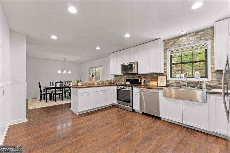 1741 LANIER SPRING DR