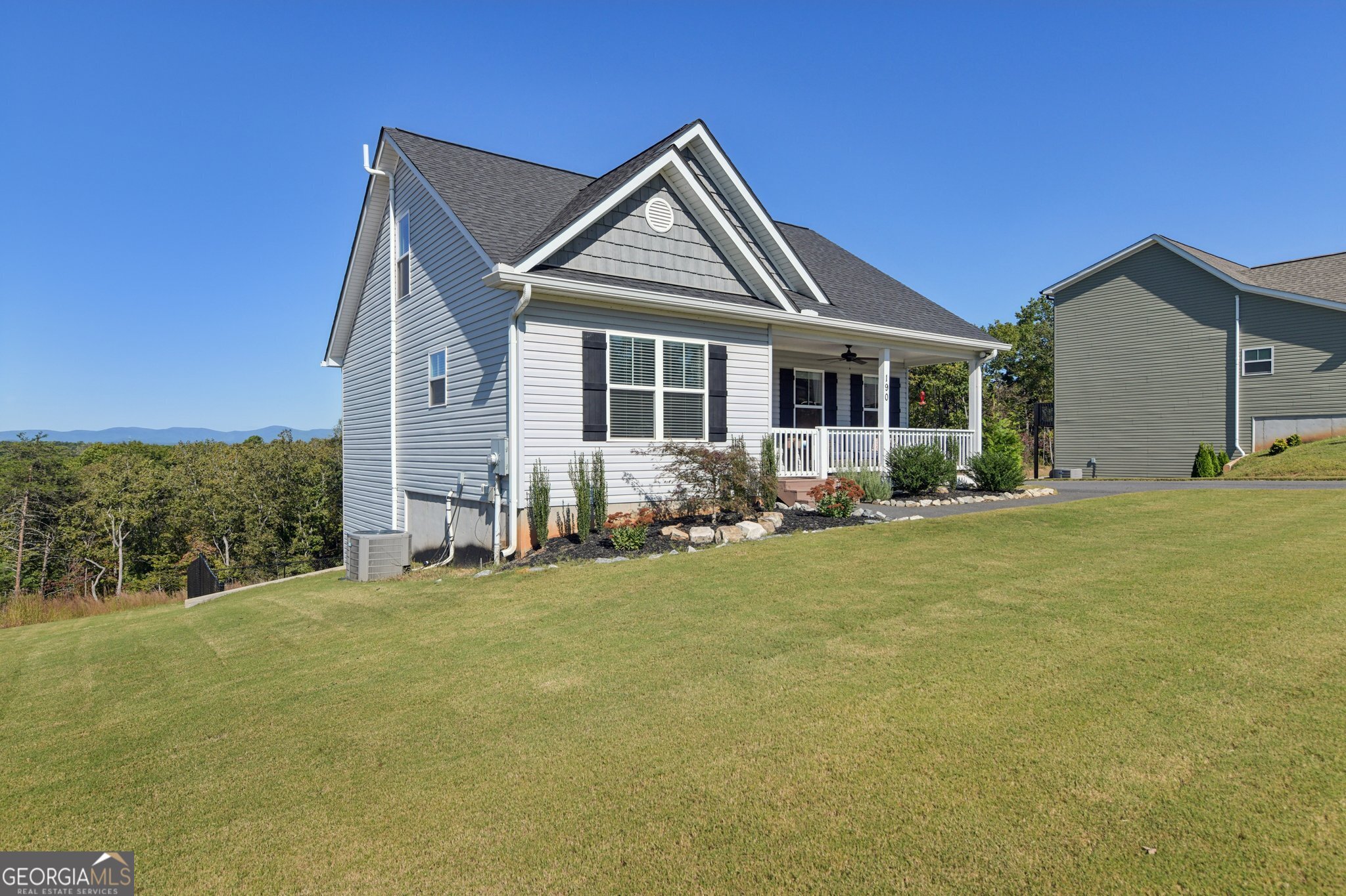 190 Grand Oak LN
