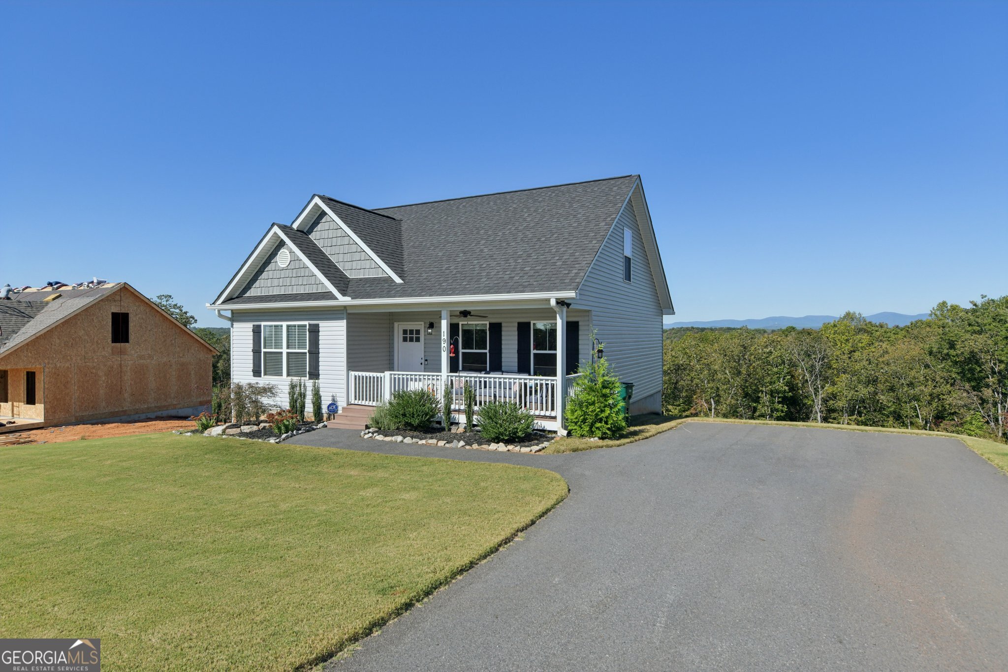 190 Grand Oak LN