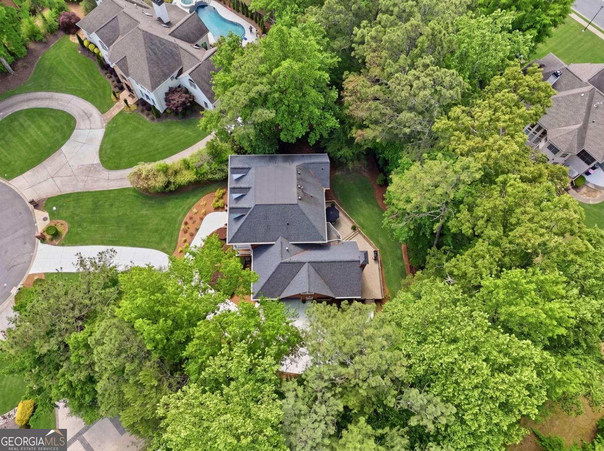 6975 Oak Brook WAY