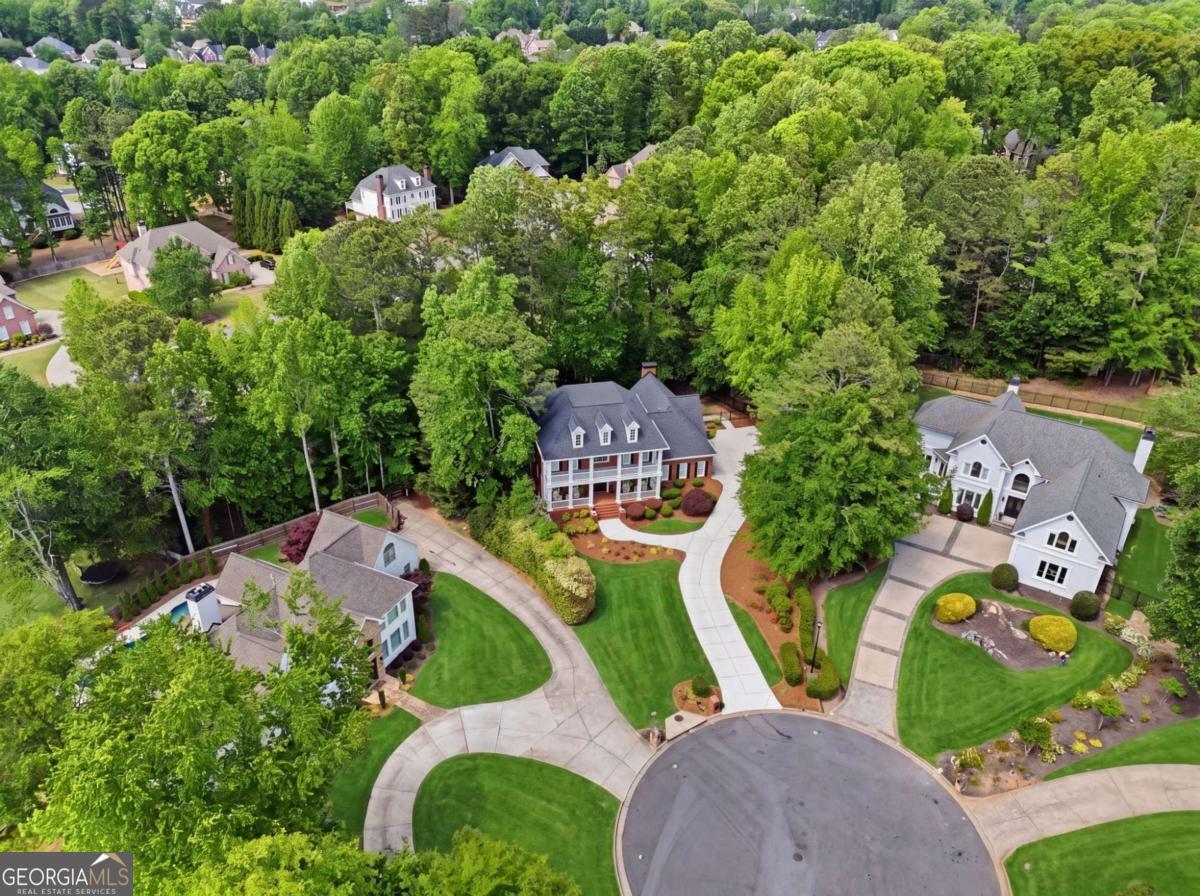 6975 Oak Brook WAY