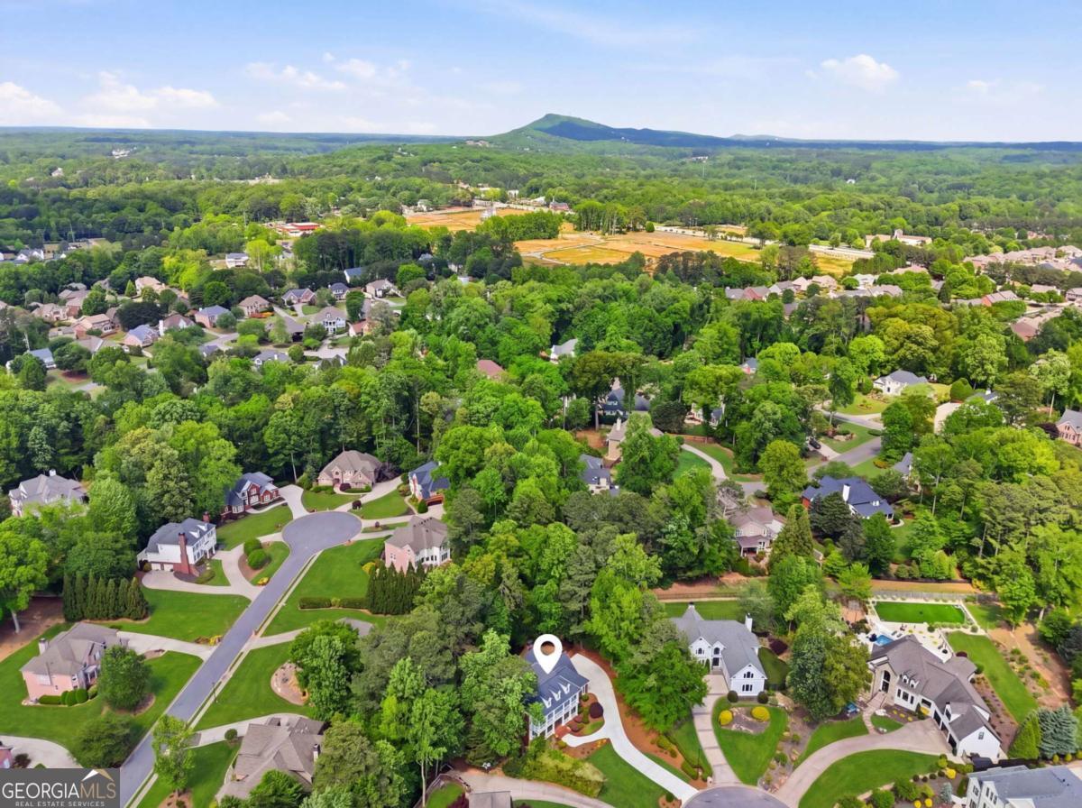 6975 Oak Brook WAY