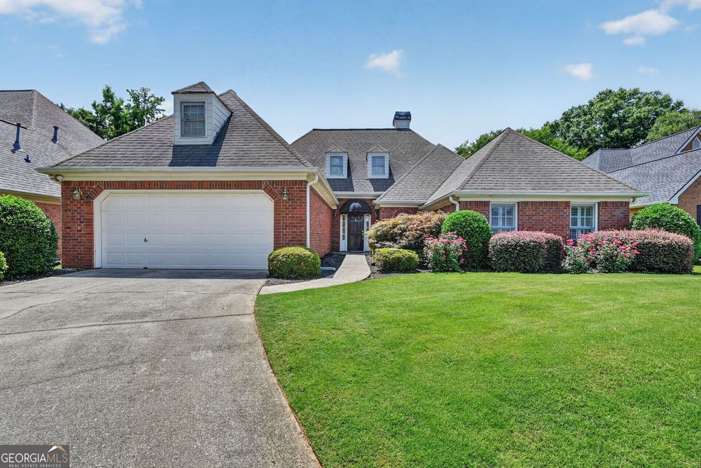 Photo of 12610 Oxfordshire Court, Johns Creek, GA 30005 (MLS # 10798970)