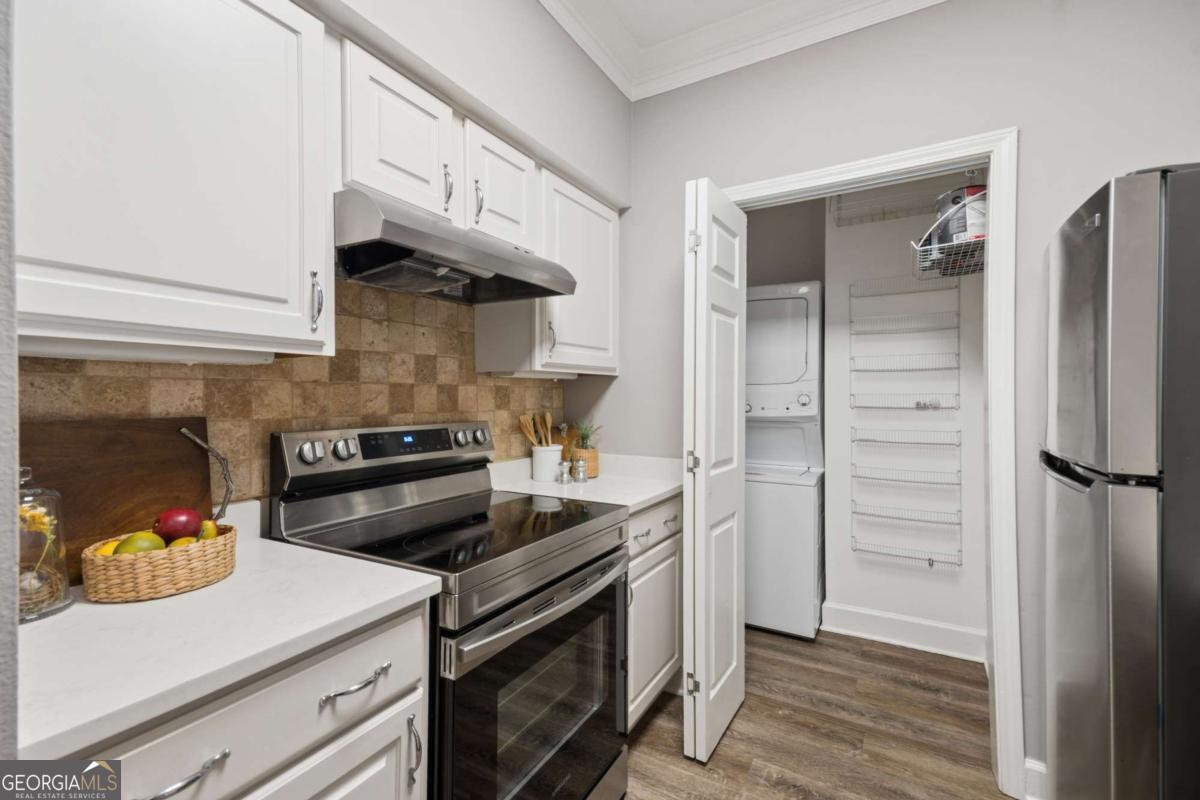 3777 Peachtree RD NE 914