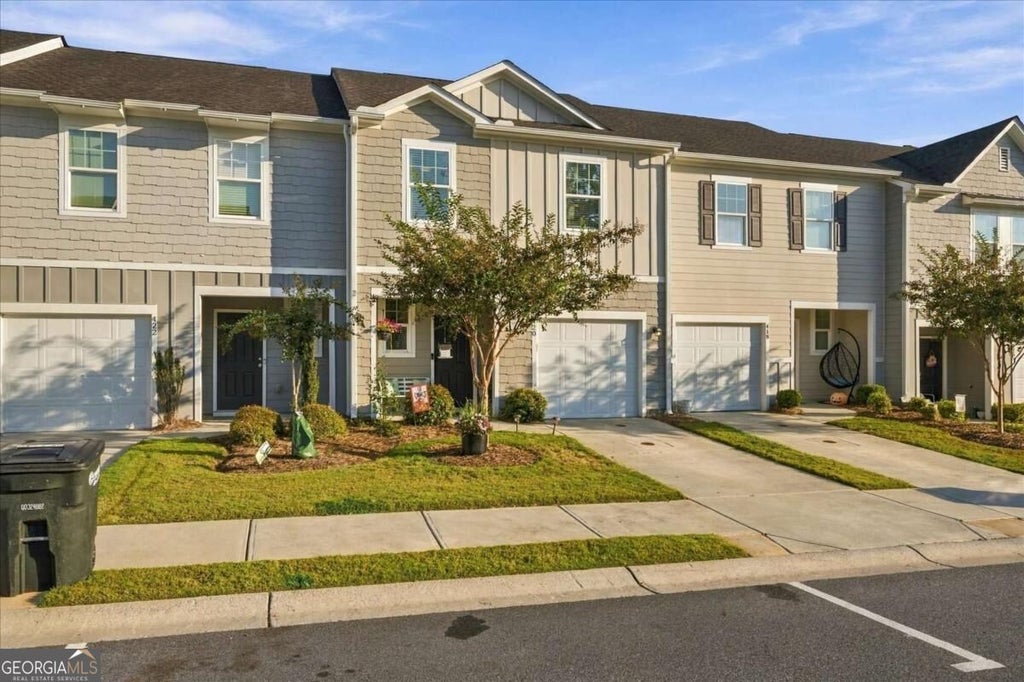 Photo of 420 Union Station Street, Cartersville, GA 30120 (MLS # 10876519)