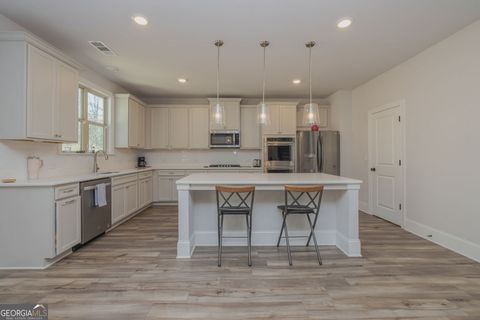 325 Caledonia CT Peachtree City GA 30269