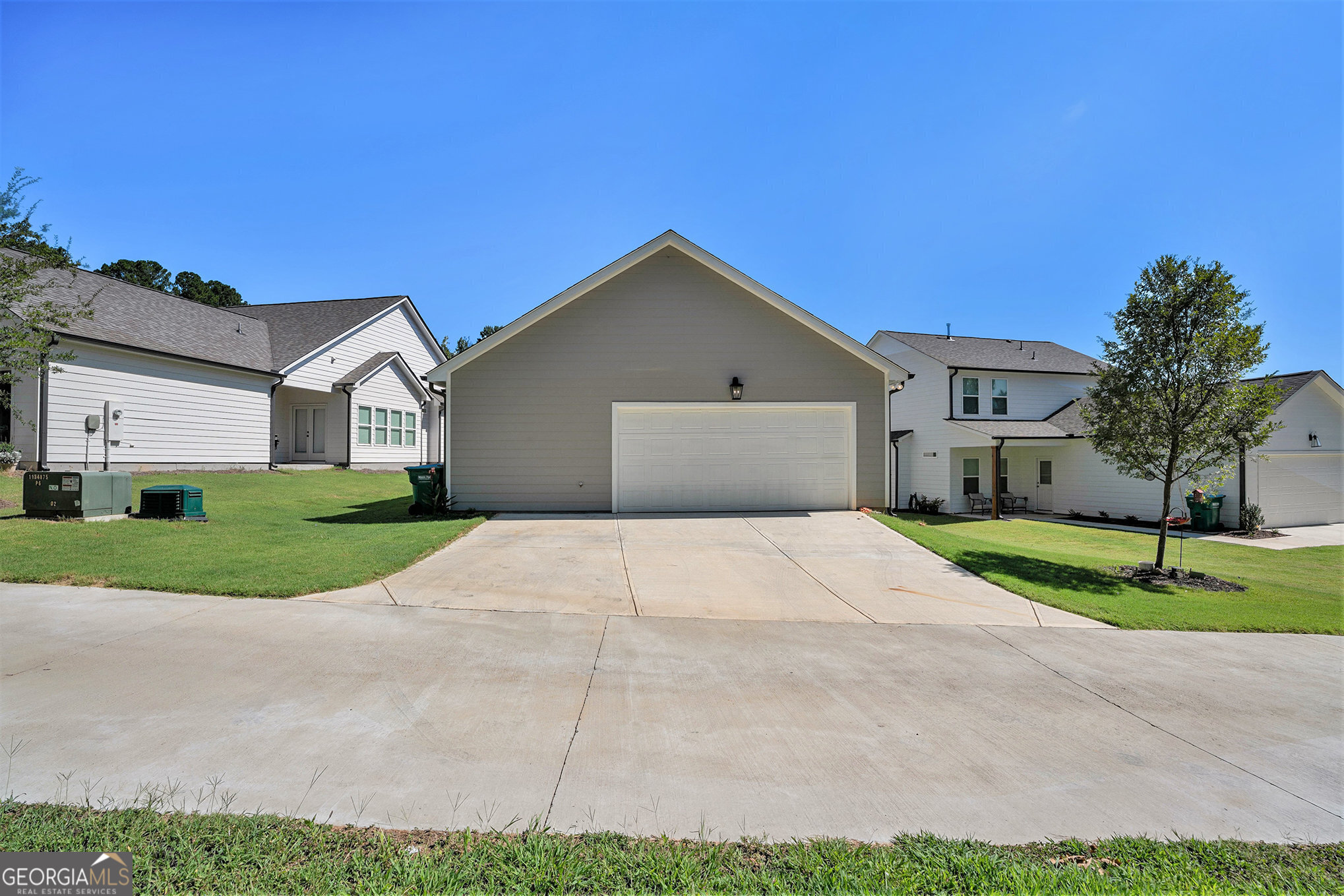 Creek Wood Park - Residential