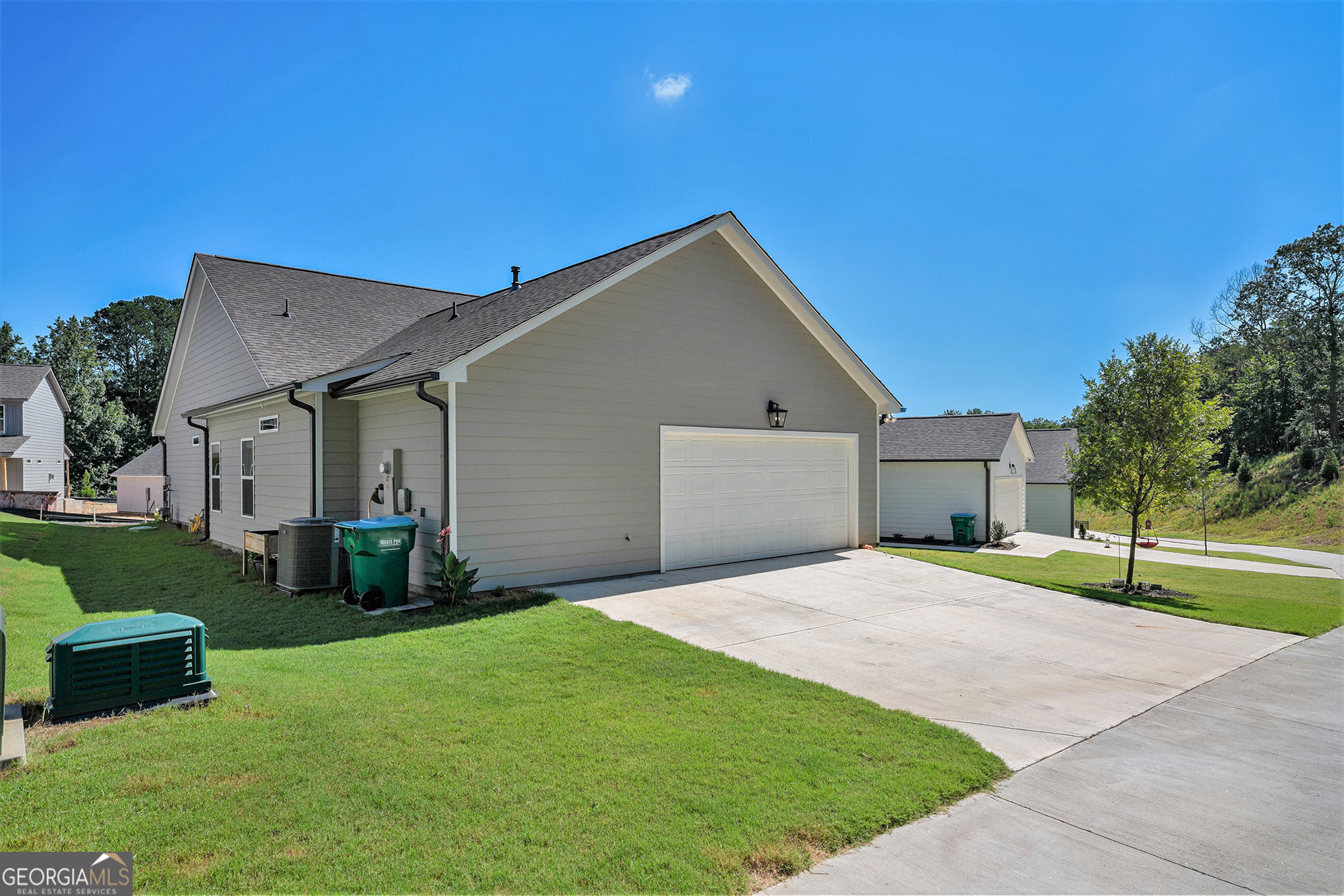 Creek Wood Park - Residential